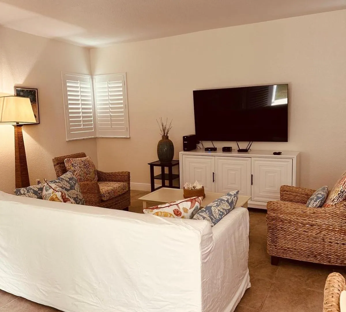 Bimini Bay Villa With Golf Cart Included Bayley Town